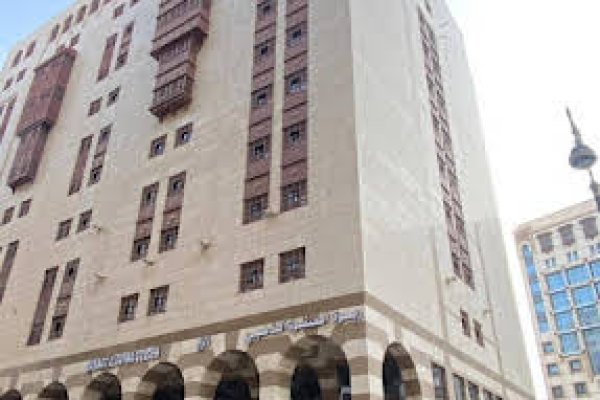Rabwat Al Safwa Golden Hotel