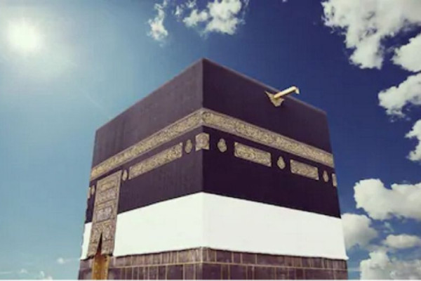 Kaaba to be exactly under the Sun today
