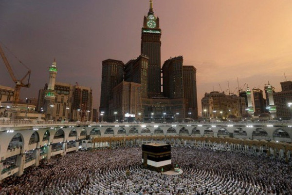 India drafts proposal to abolish Hajj subsidy by 2018