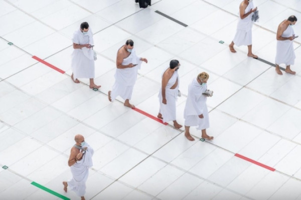 Hajj Ministry calls on pilgrims to complete vaccine doses