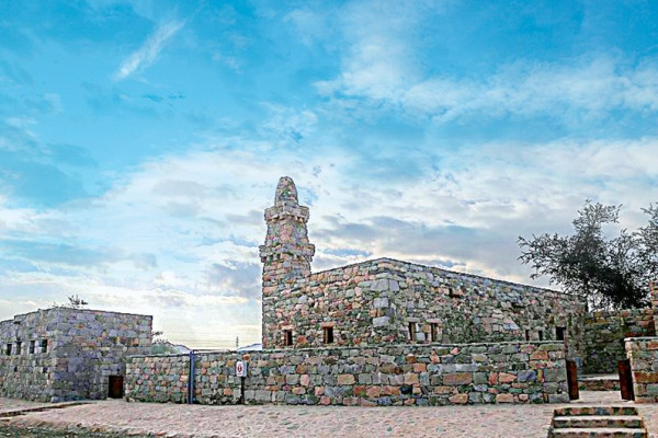 Renovated historic mosques in Saudi Arabia reopen to worshippers after 6 decades