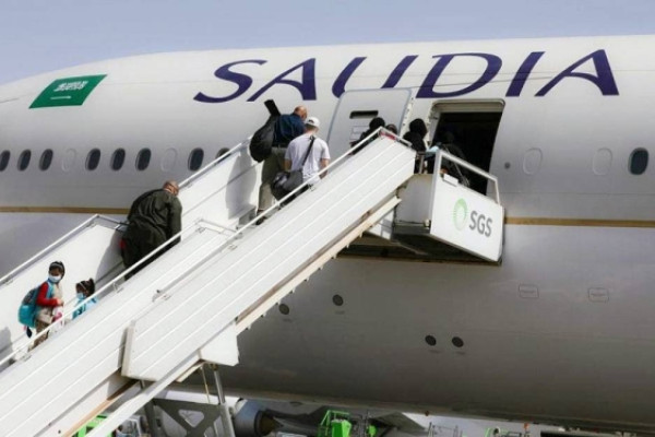 Saudia discusses preparations for resumption of international flights next month