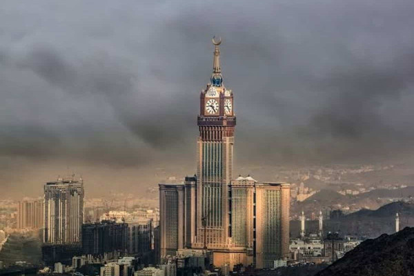 Non-Saudis can now invest in real estate funds in Makkah, Madinah