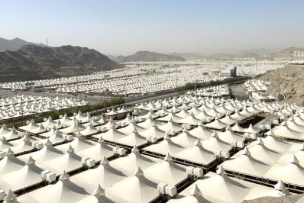 Three types of camps for housing domestic pilgrims in Mina