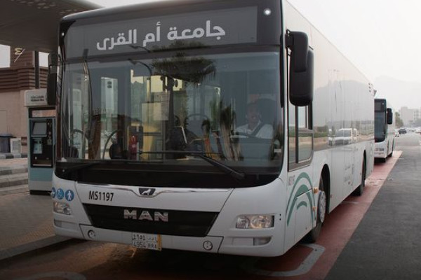 How Umrah pilgrims can save with the public bus system