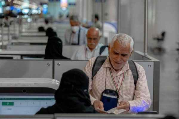 Madinah welcomes Iranian pilgrims