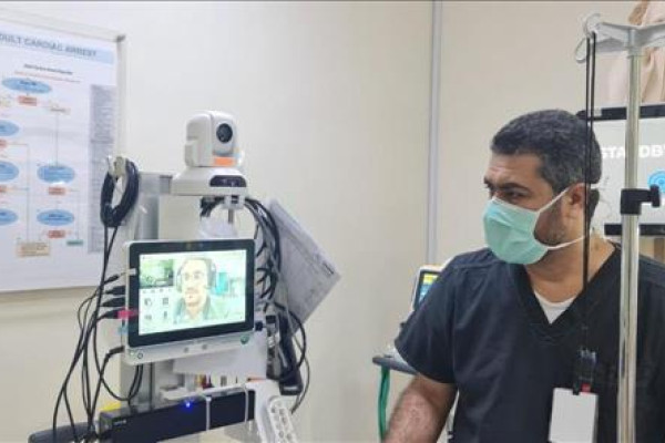 Riyadh doctor saves pilgrims' life 900 km away in Makkah