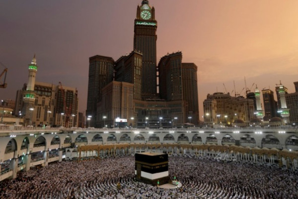 Malaysian envoy in Jeddah cautions Muslims against umrah deals from Oct, says Saudi yet to reopen doors to pilgrims