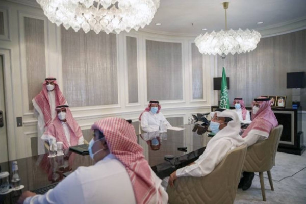 Foreign minister launches app to self-register pilgrims’ biometrics