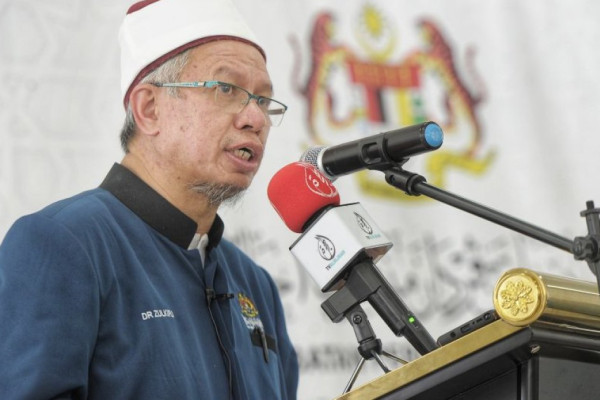 Covid-19: Malaysia ready to allow umrah, says religious affairs minister