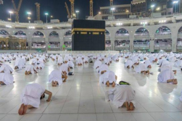 Wearing masks, physical distancing mandatory at Two Holy Mosques from Thursday