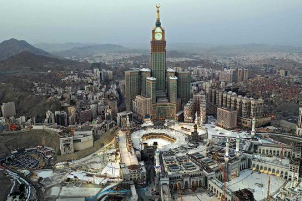 Mecca must be fast-tracked into world class smart city, says Haj committee chair