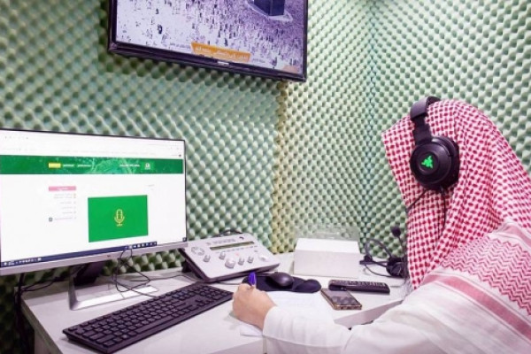 Over 720 hours of broadcasting in various languages at the Grand Mosque