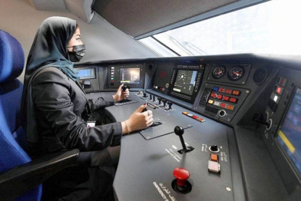 SAR qualifies 32 Saudi women to drive Haramain Express Train