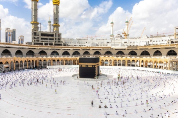 Umrah pilgrims advised to take coronavirus vaccine