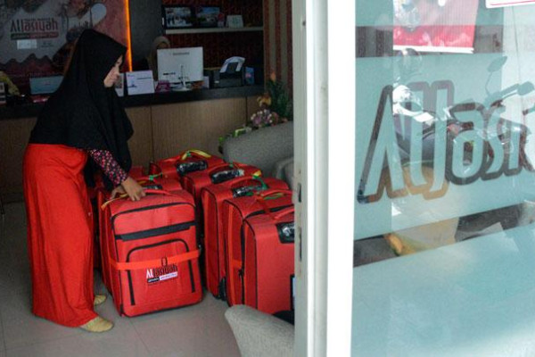 2,393 Pilgrims Cancel Umrah Trips