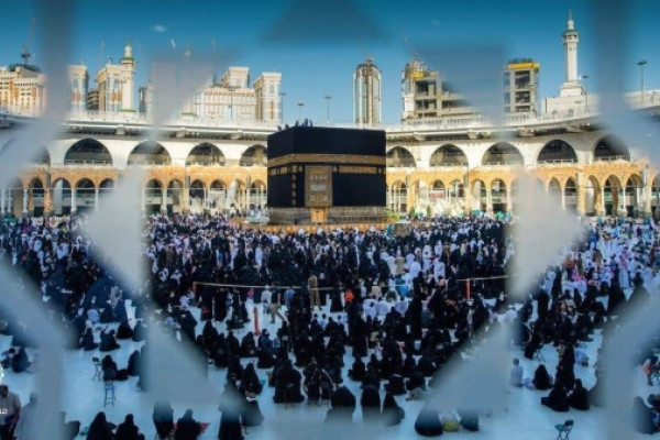 Coronavirus forces Makkah women to abandon 70-year-long noble tradition
