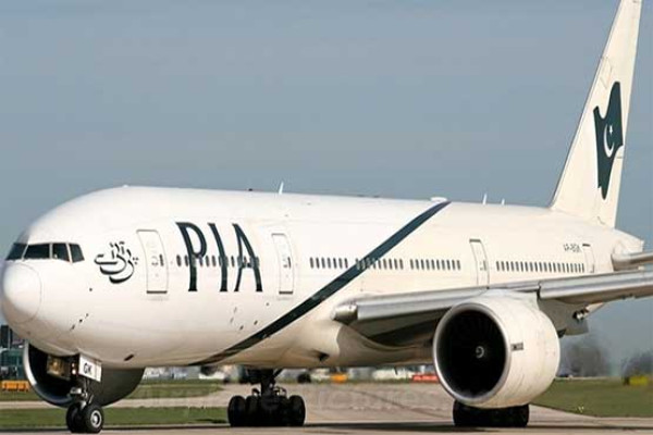PIA suffers loss of Rs 2 billion following suspension of Umrah flights