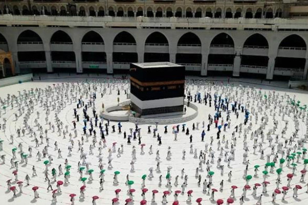 Saudi Govt allows 60,000 overseas pilgrims to perform Hajj this year